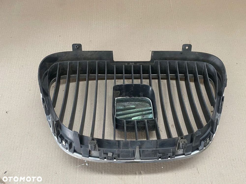 ATRAPA GRILL GRIL ZDERZAKA SEAT TOLEDO III LEON II - 2