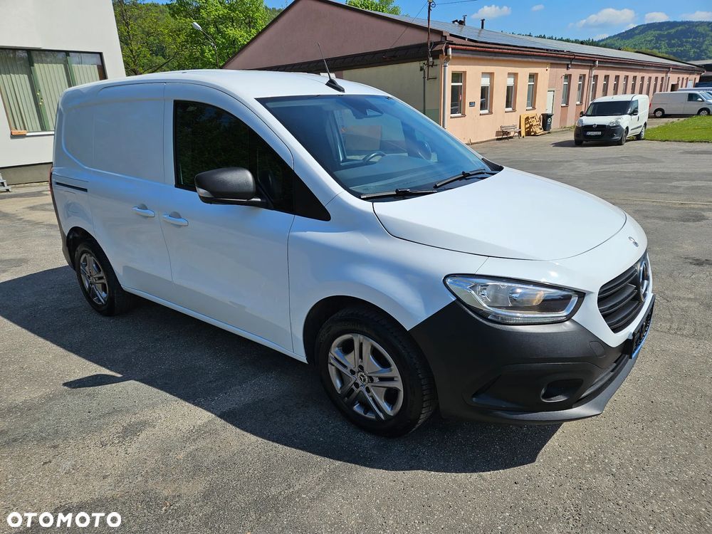 Mercedes-Benz Citan 110 rok 2022 diesel klima ele. fotele 3-osobowy cięzarowy vat1 kamera asystent - 13