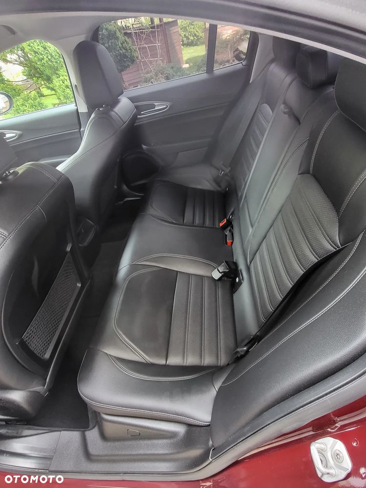 Alfa Romeo Giulia 2.0 Turbo Veloce Q4 - 29