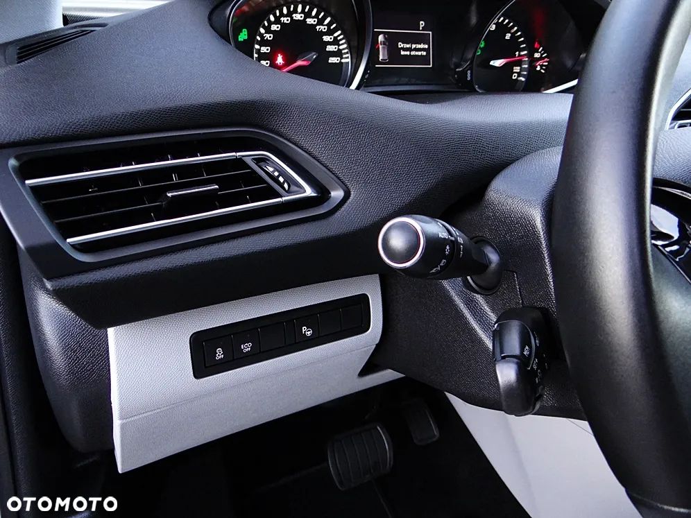 Peugeot 308 BlueHDi 150 Automatik Stop & Start Niveau 2 Business-Line - 27