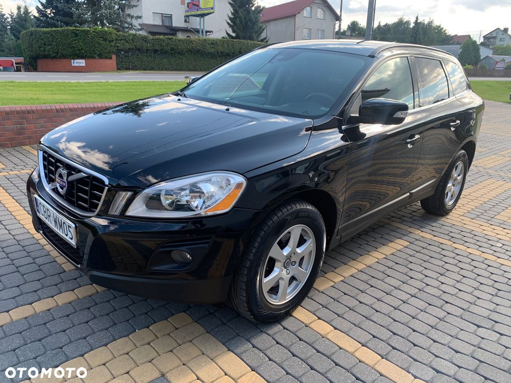 Volvo XC 60 D5 AWD Momentum - 1