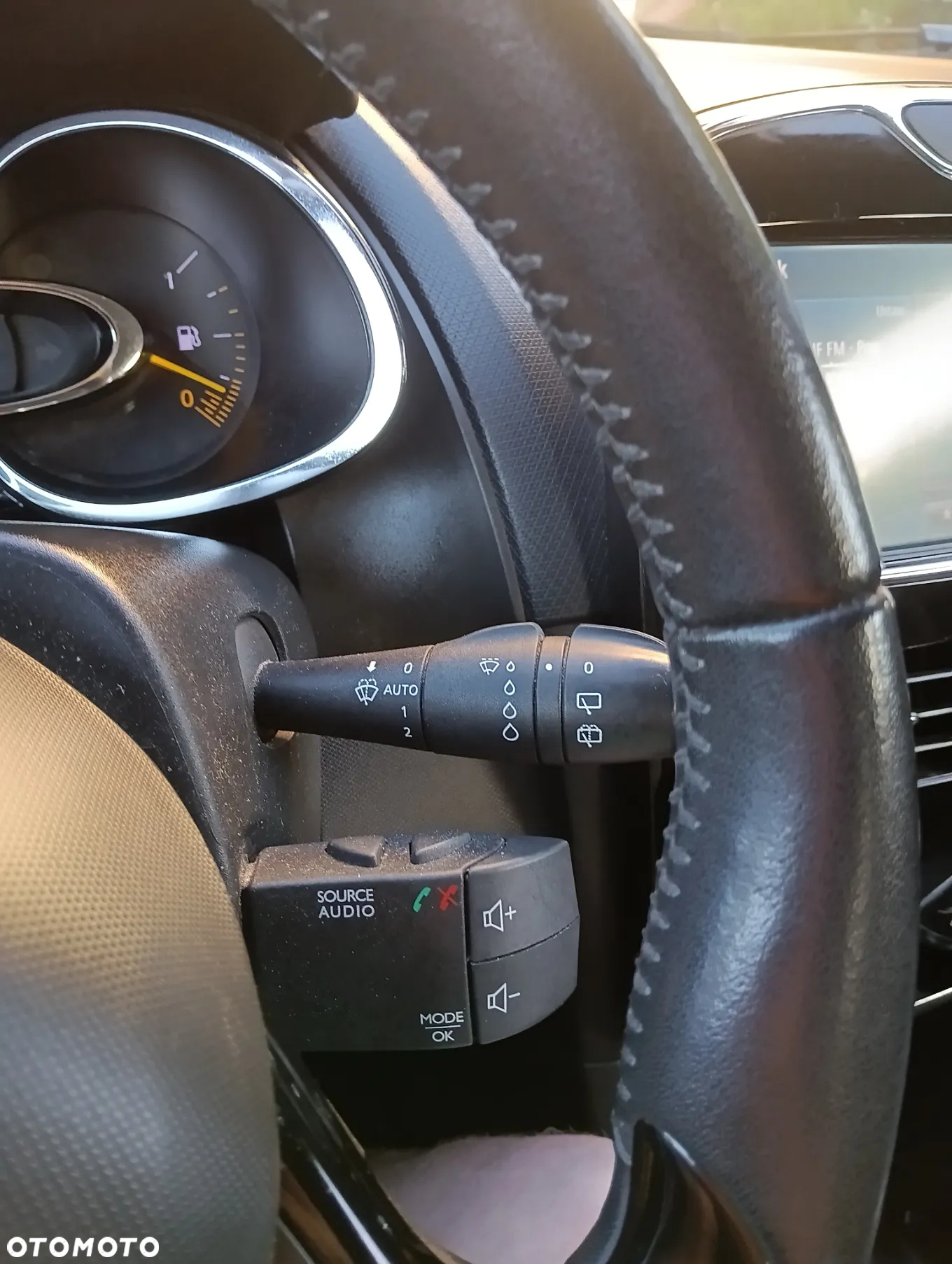 Renault Clio Grandtour TCe 90 Luxe - 29