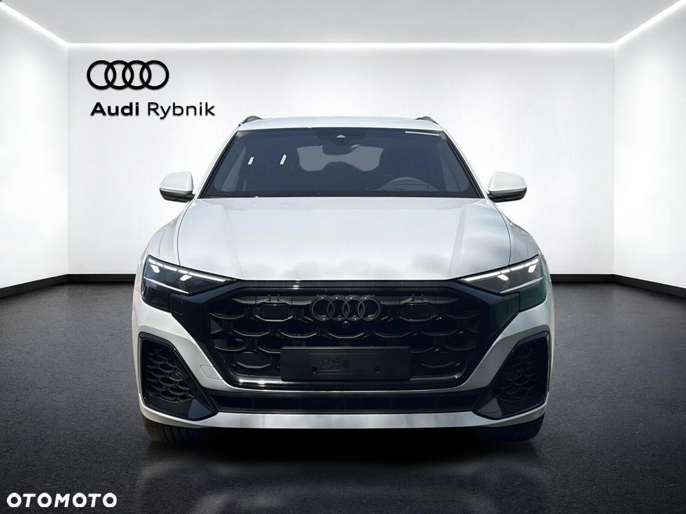 Audi Q8 - 8
