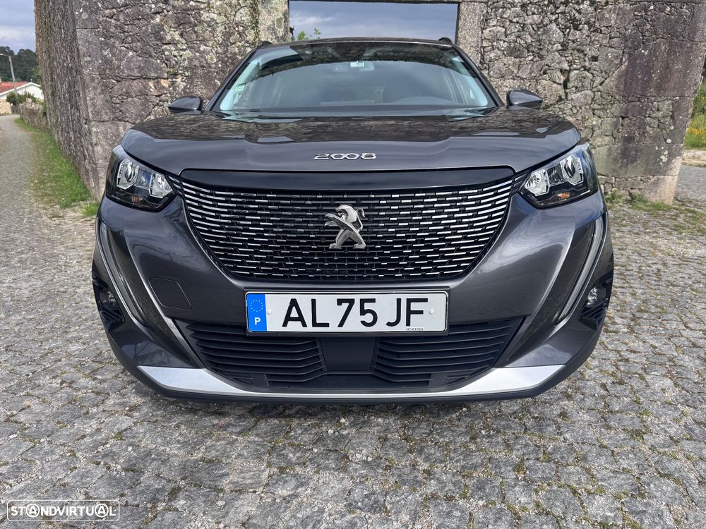 Peugeot 2008 1.2 PureTech Allure - 3