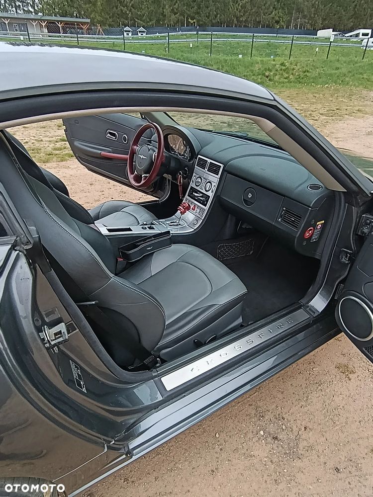 Chrysler Crossfire - 9