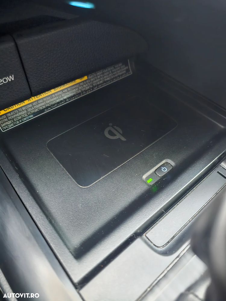 Toyota Camry Executive - 21