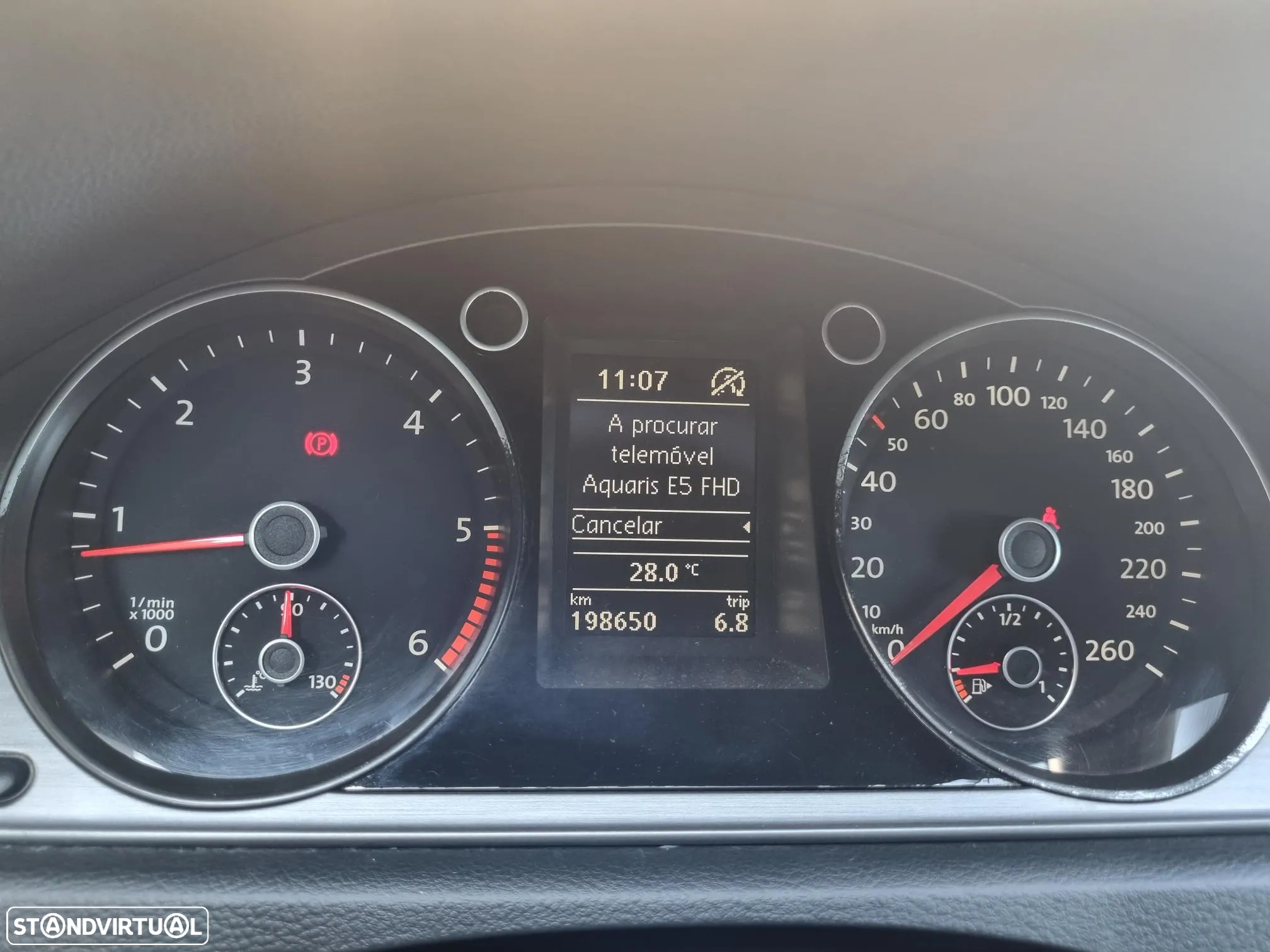 VW Passat 1.6 TDI BlueMotion - 10