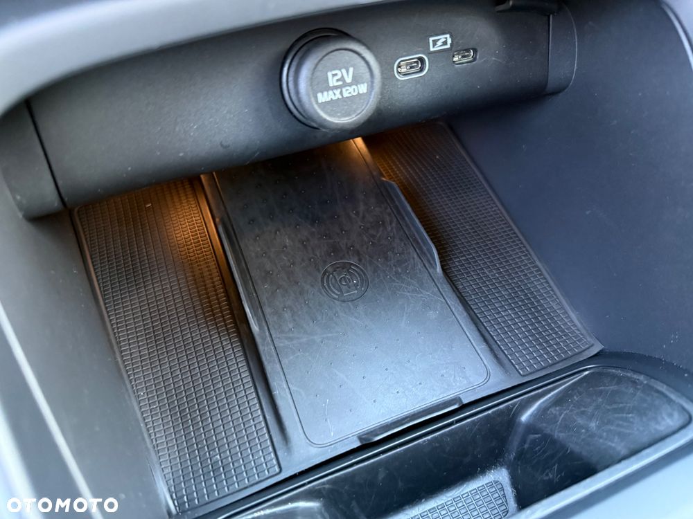 Volvo XC 40 B3 Core - 28