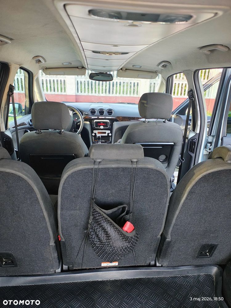 Ford Galaxy 2.0 TDCi Ghia - 9