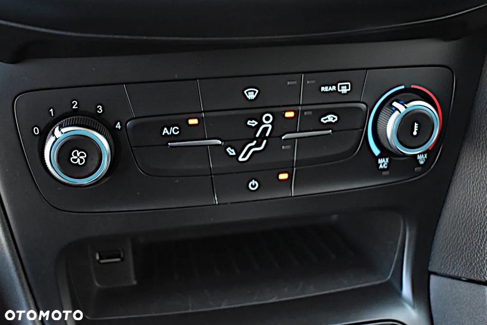 Ford Focus 1.5 TDCi Trend - 27