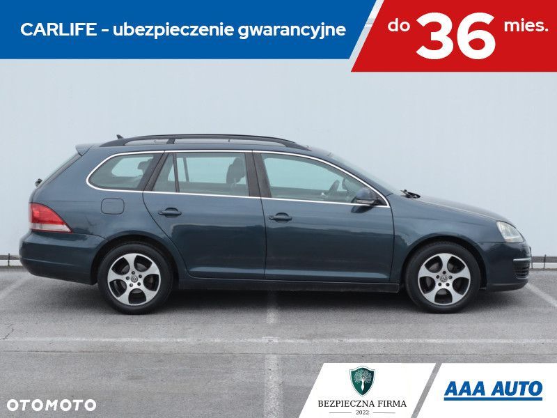 Volkswagen Golf Variant - 8
