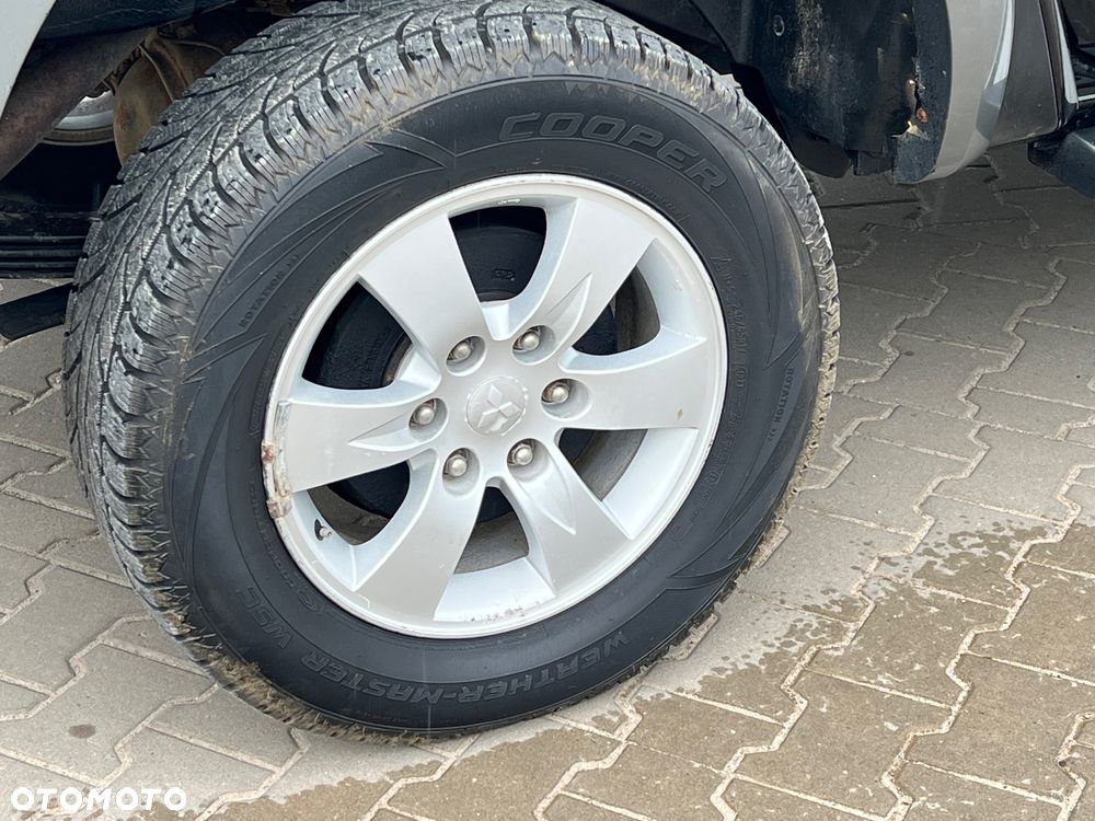 Mitsubishi L200 2.5 DID Special Edition - 16