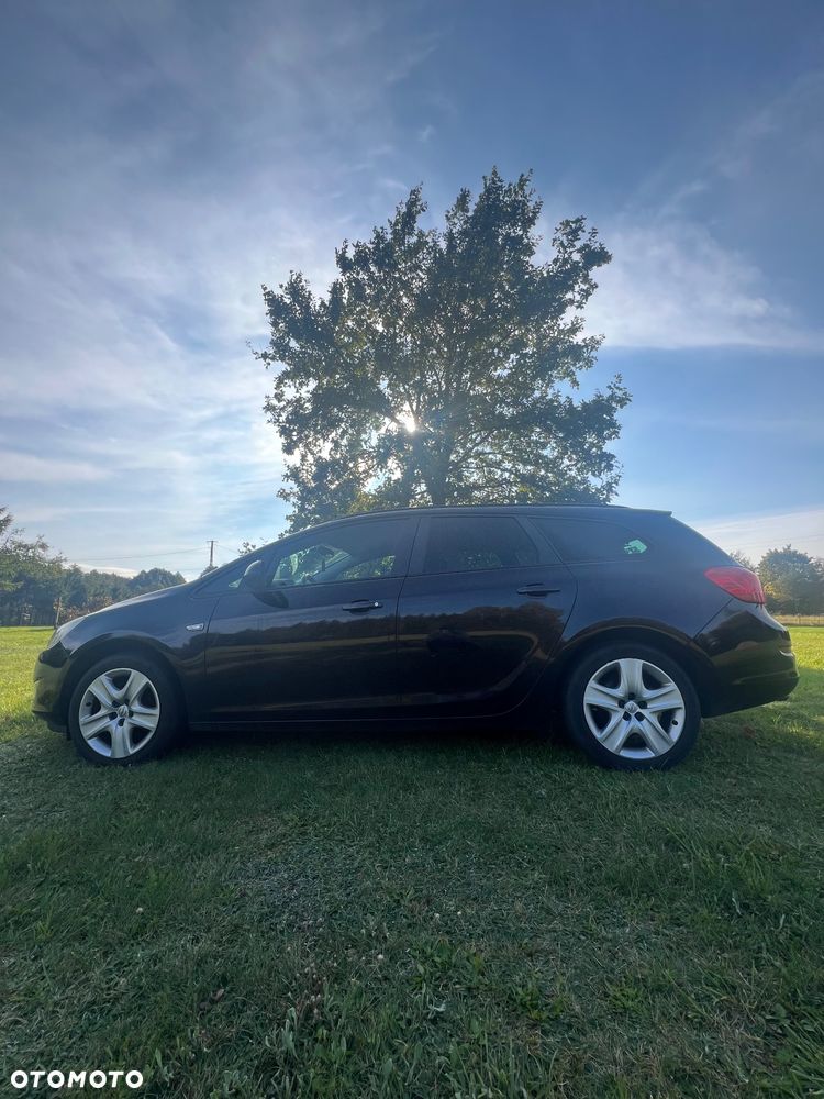 Opel Astra 1.4 Turbo Sports Tourer - 12