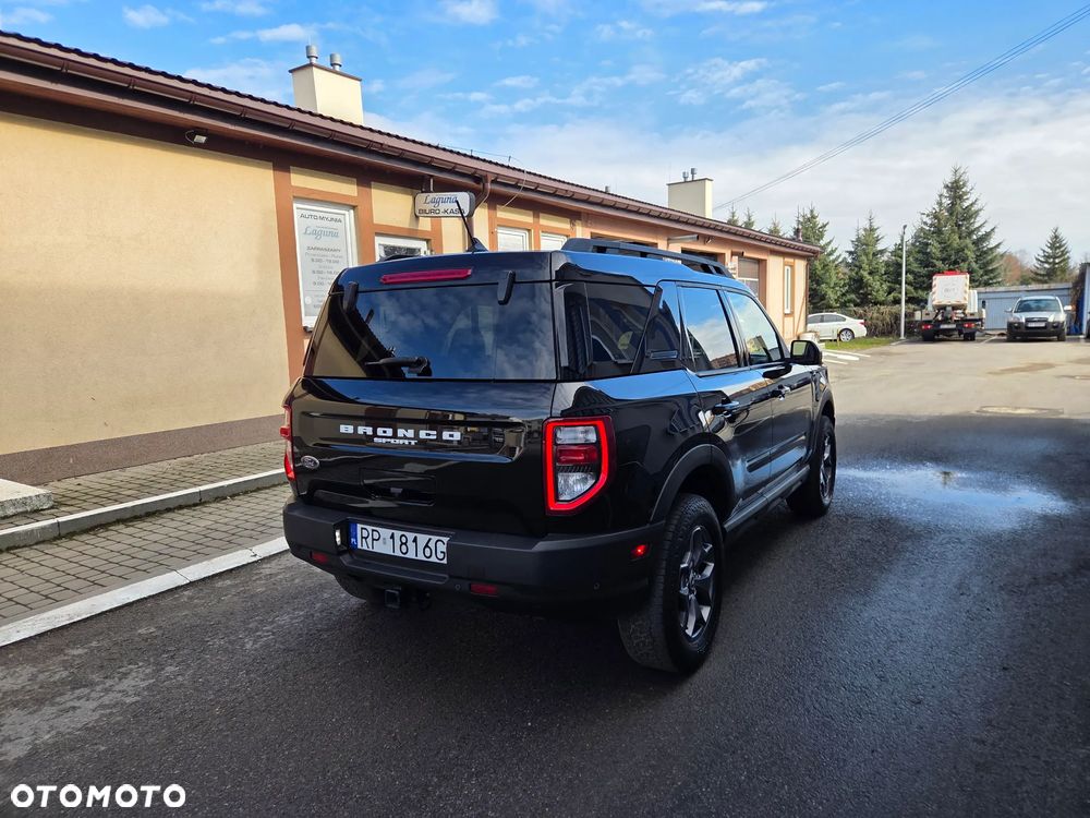 Ford Bronco - 4