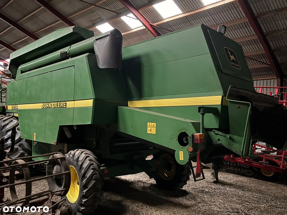 John Deere 2254 - 3