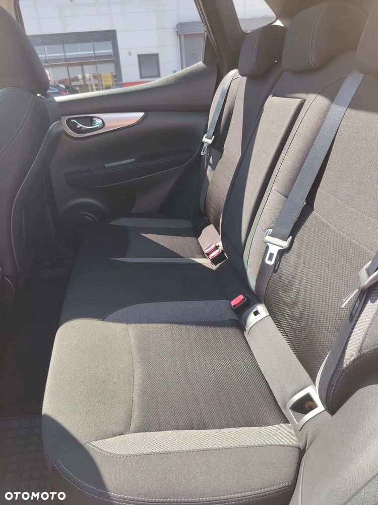Nissan Qashqai 1.2 DIG-T N-Connecta - 10