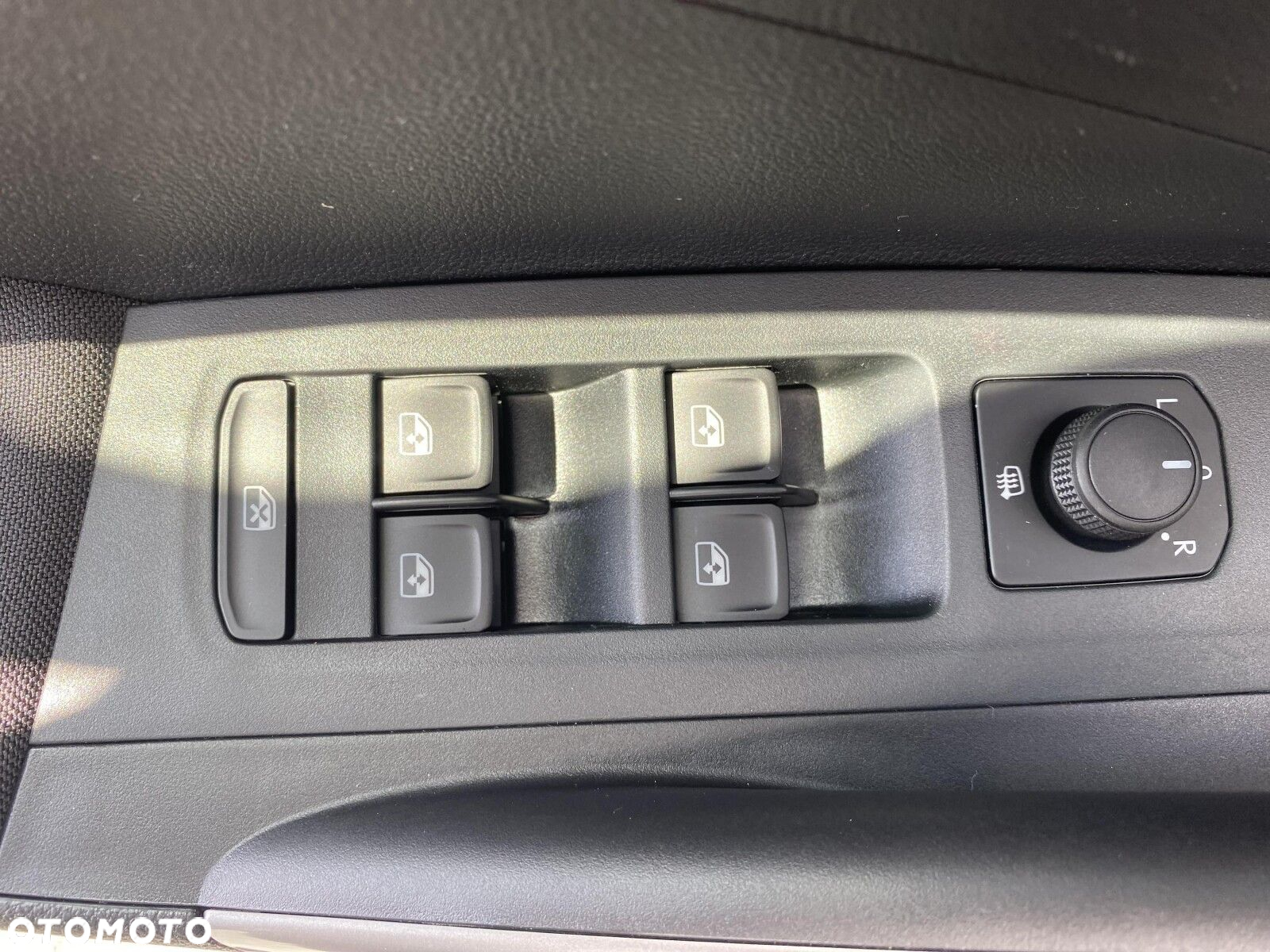 Skoda Fabia 1.0 TSI Edition 130 DSG - 26