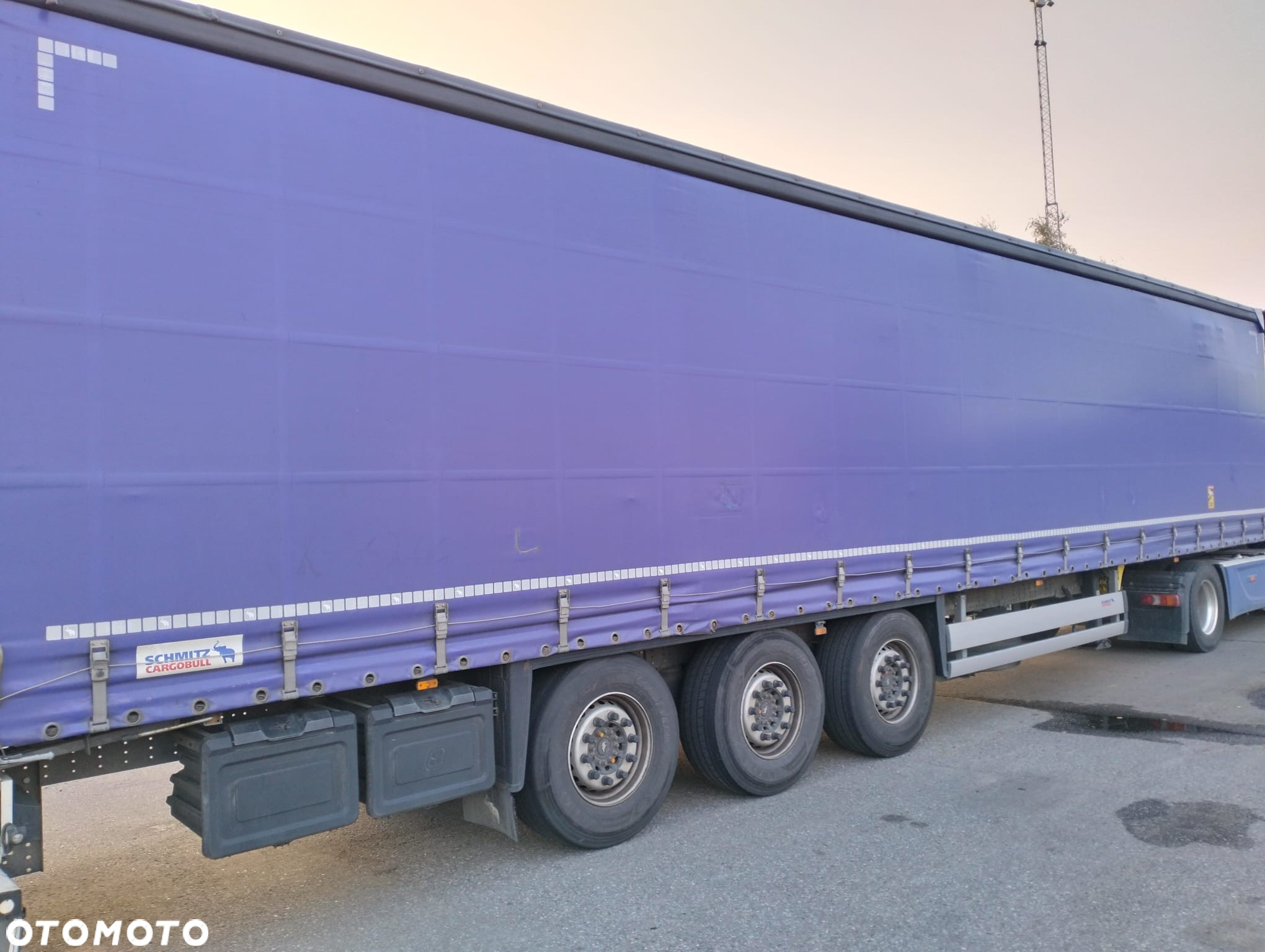 Schmitz Cargobull - 3