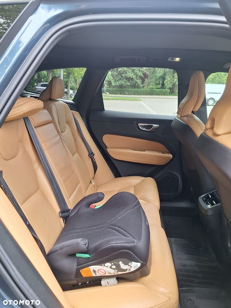 Volvo XC 60 T5 AWD Inscription - 5