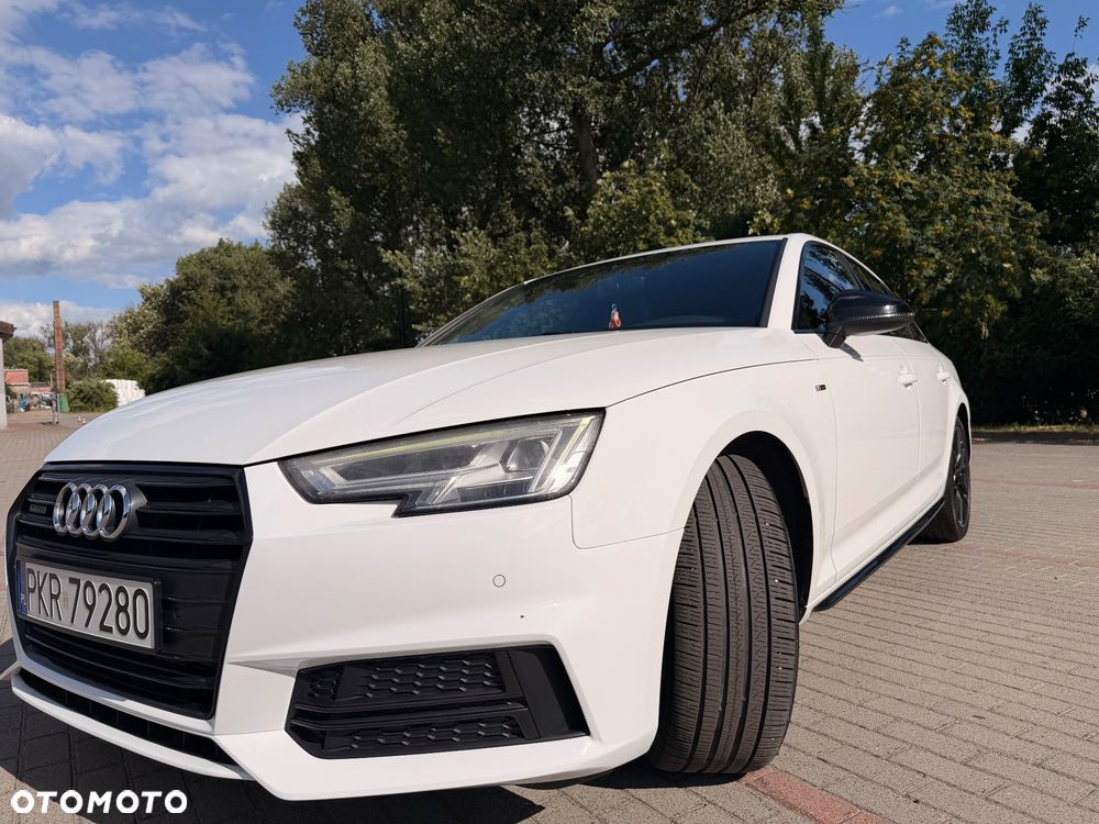 Audi A4 Limousine - 2