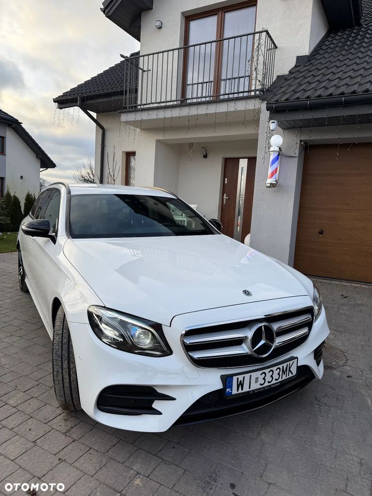 Mercedes-Benz Klasa E 220 d 4-Matic 9G-TRONIC - 8