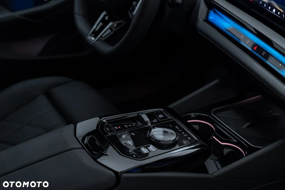 BMW Seria 5 - 28