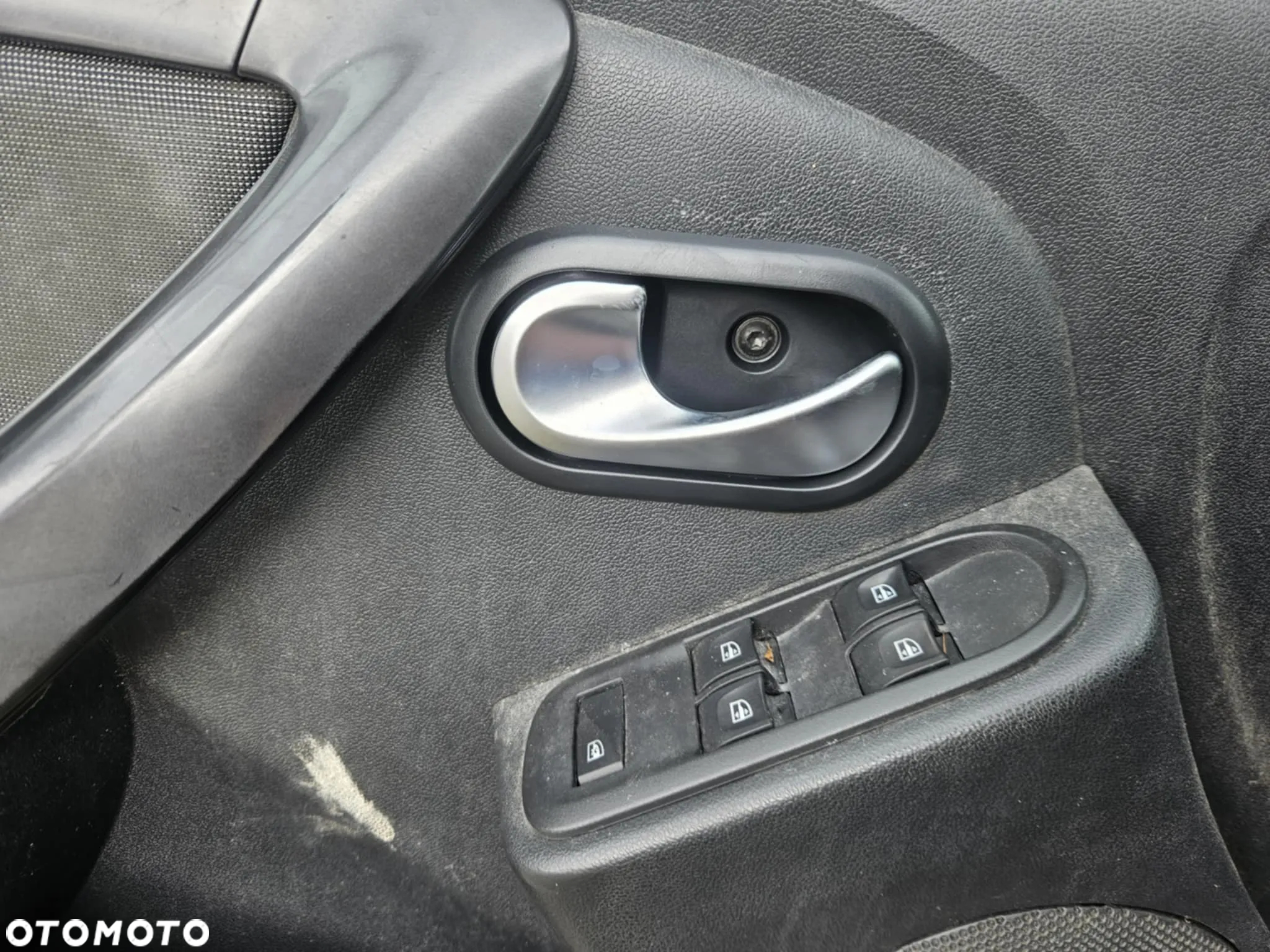 Dacia Duster 1.5 dCi Prestige EDC - 17
