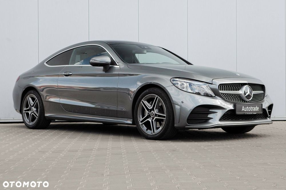 Mercedes-Benz Klasa C 200 4MATIC 9G-TRONIC - 4