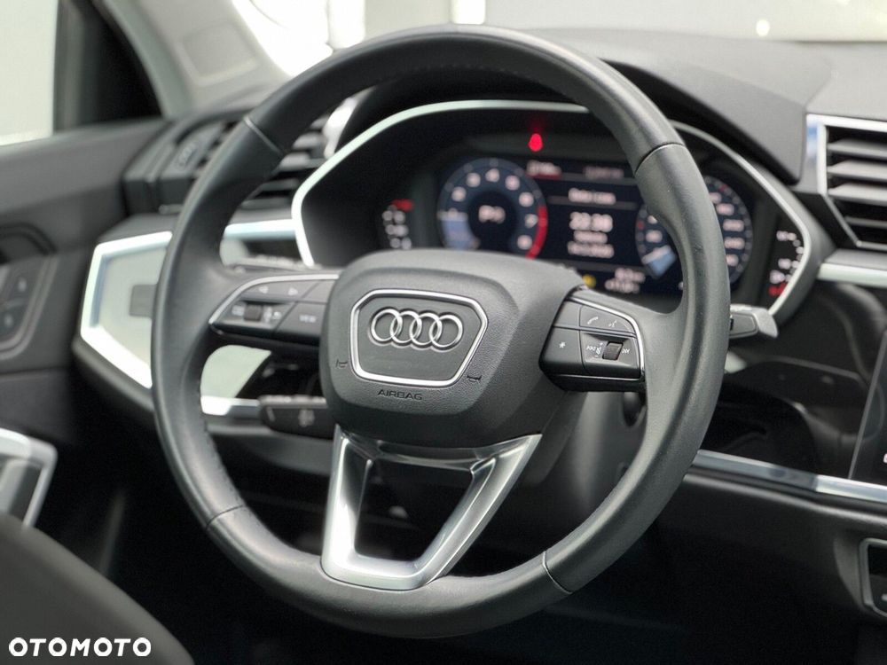 Audi Q3 35 TFSI Advanced S tronic - 16