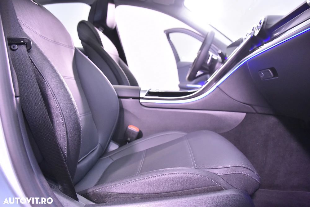 Mercedes-Benz C 300 MHEV 4MATIC - 12