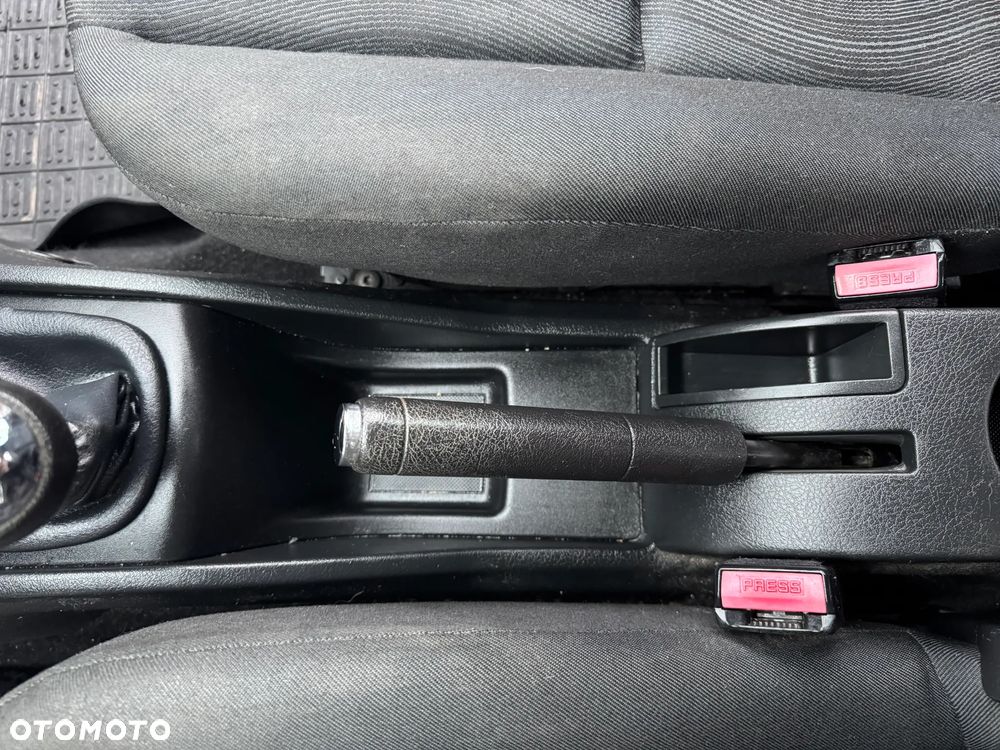 Peugeot 207 1.4 Presence - 18