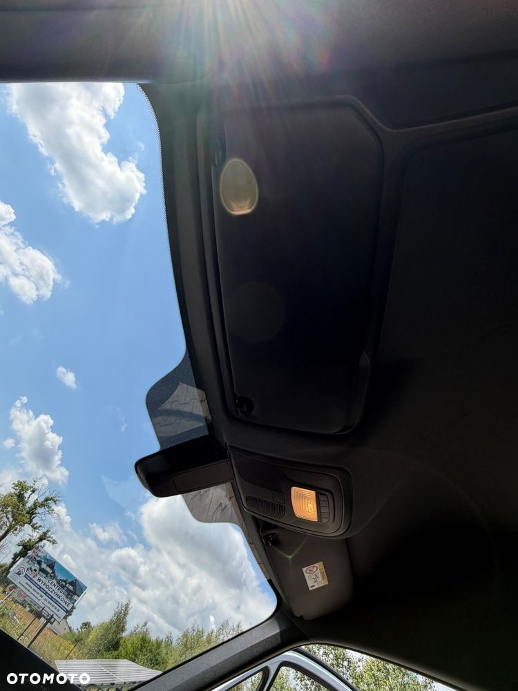 Mercedes-Benz Sprinter - 23