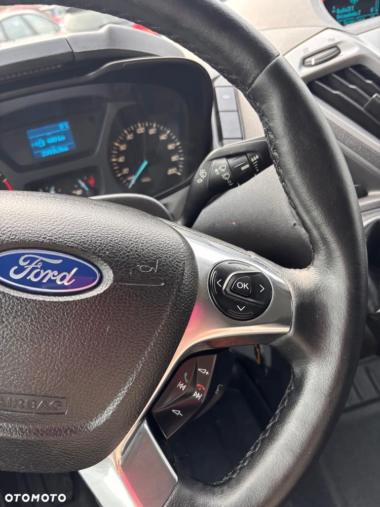Ford TRANSIT CUSTOM - 31