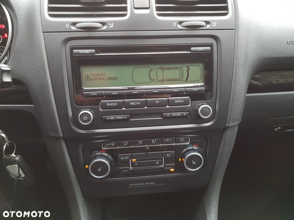 Volkswagen Golf 1.6 TDI 4Motion BlueMotion Technology Comfortline - 11