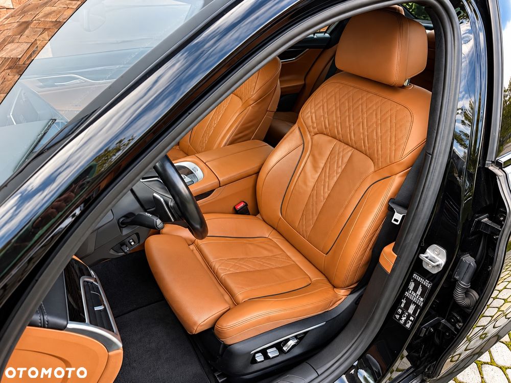 BMW Seria 7 750d xDrive - 35