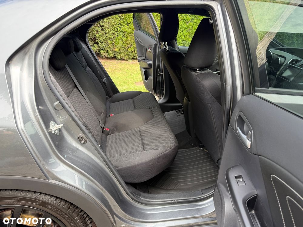 Honda Civic 1.8 i-VTEC Sport Black Edition - 25
