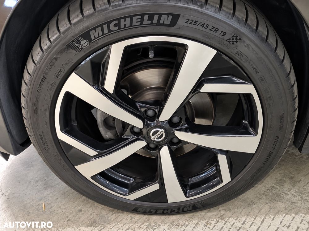 Nissan Qashqai 1.6 DCI Xtronic TEKNA+ - 15