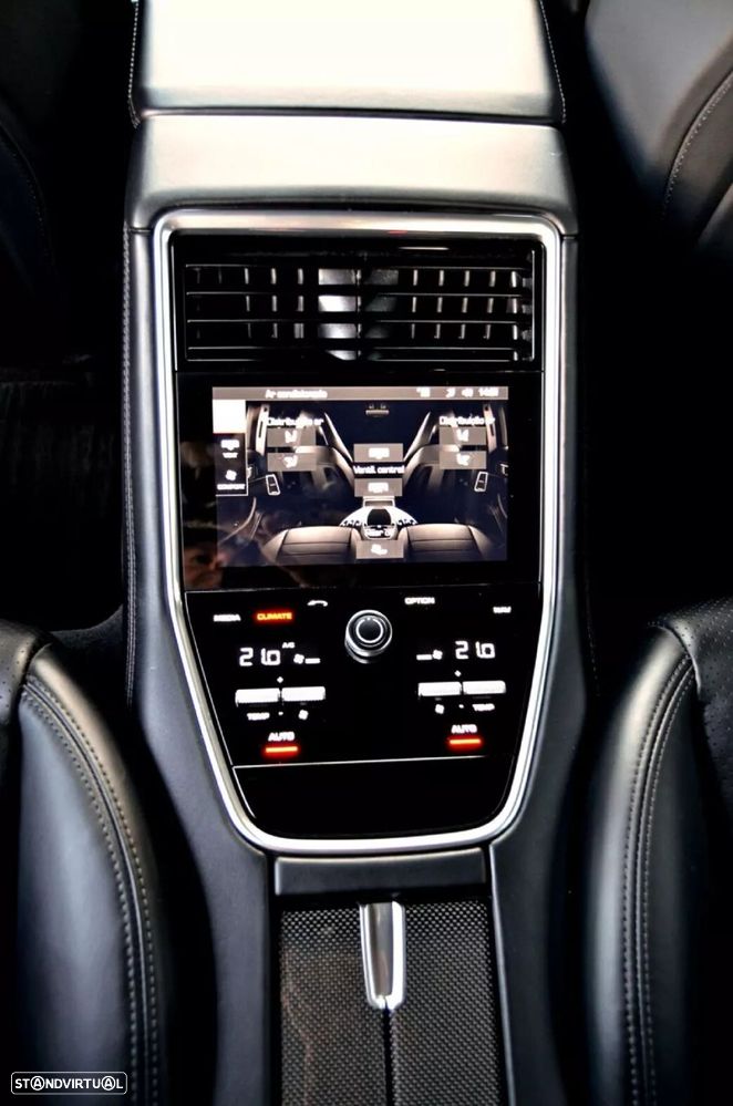 Porsche Panamera - 23