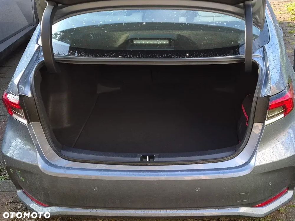 Toyota Corolla 1.6 Comfort - 21