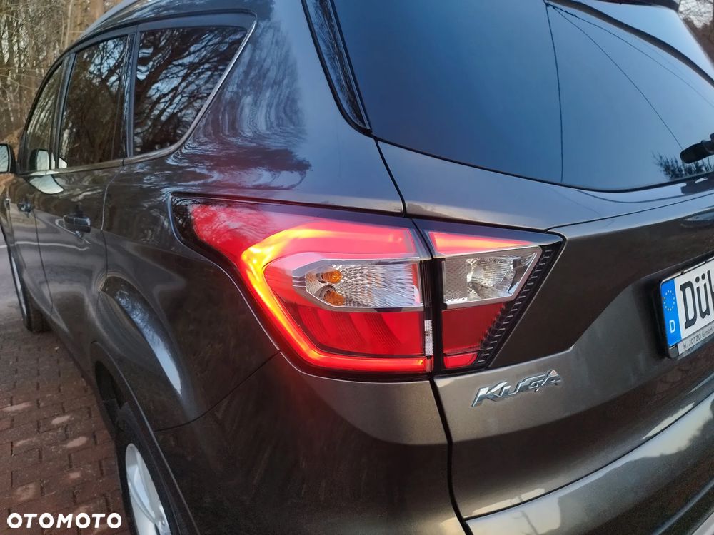 Ford Kuga - 28