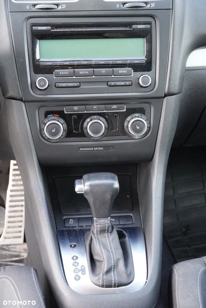 Volkswagen Golf 1.2 TSI BlueMotion Technology DSG Comfortline - 12