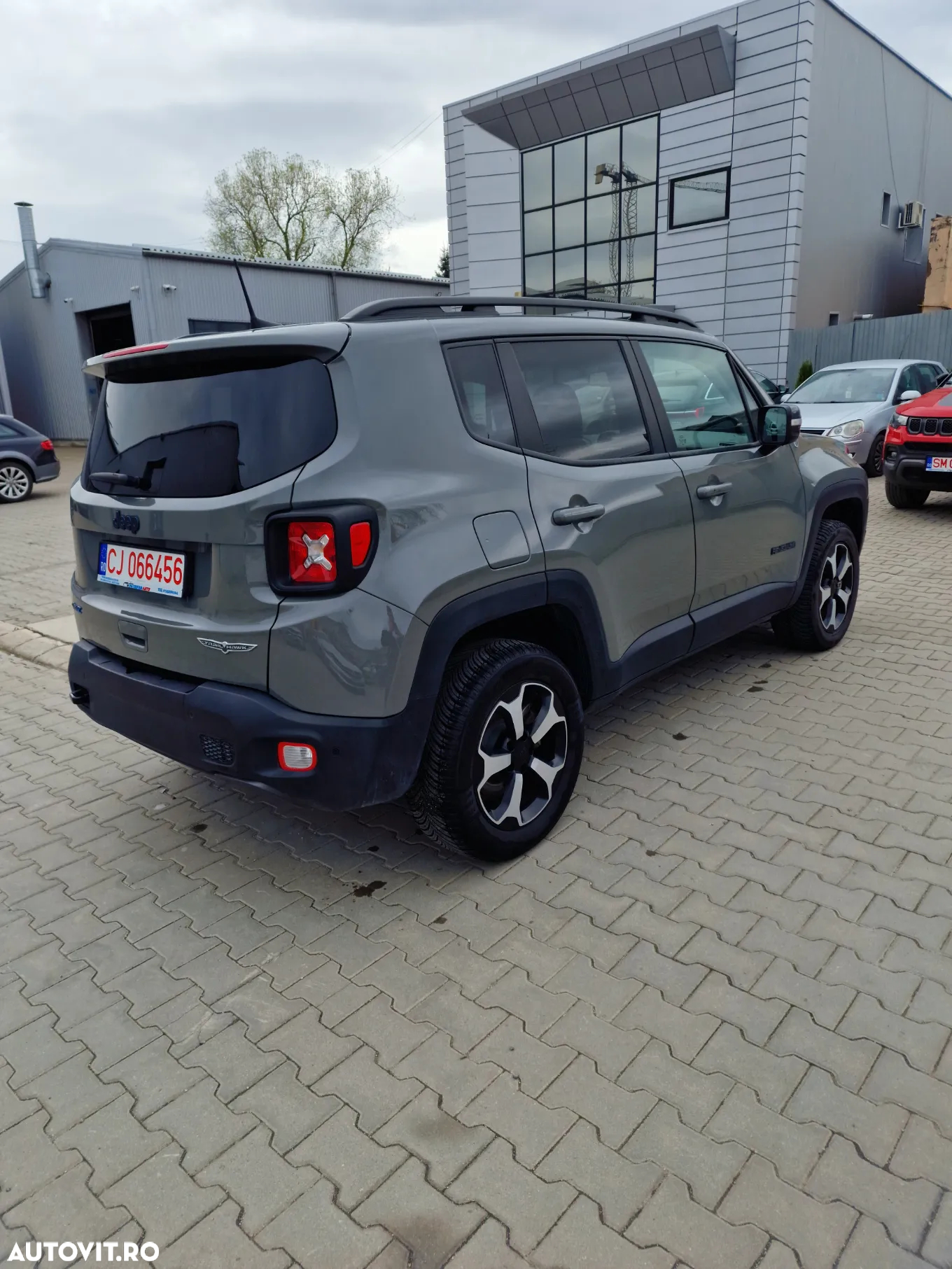 Jeep Renegade 1.3 T-GDI 4xe PLUG-IN Hybrid Automatik Trailhawk - 4