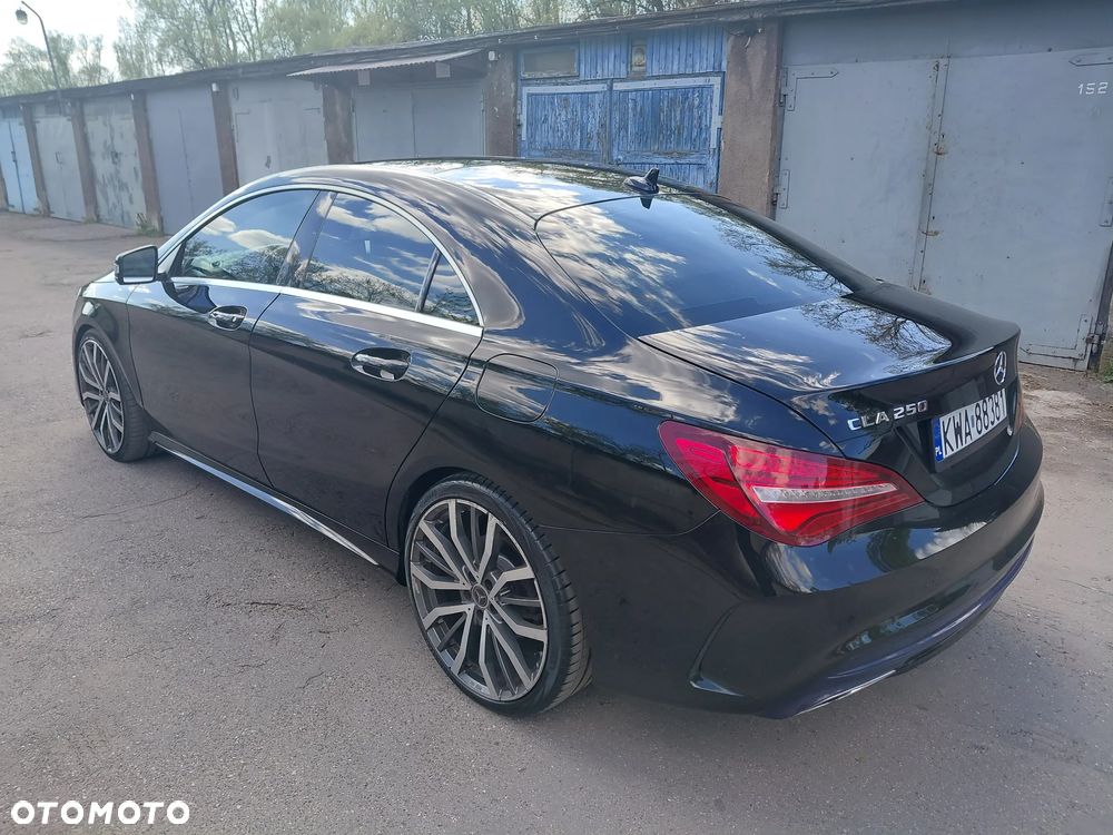 Mercedes-Benz CLA 250 4Matic 7G-DCT AMG Line - 8