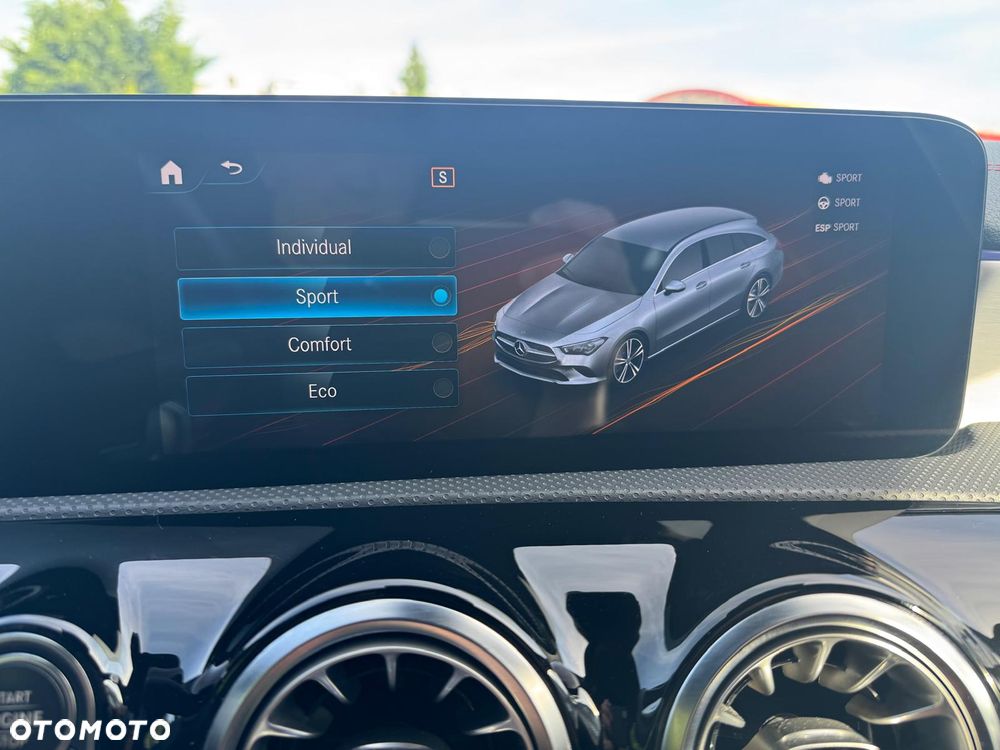 Mercedes-Benz CLA 180 AMG Line 7G-DCT - 18