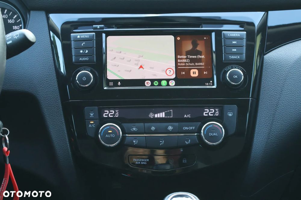 Nissan Qashqai 1.3 DIG-T N-Connecta - 34
