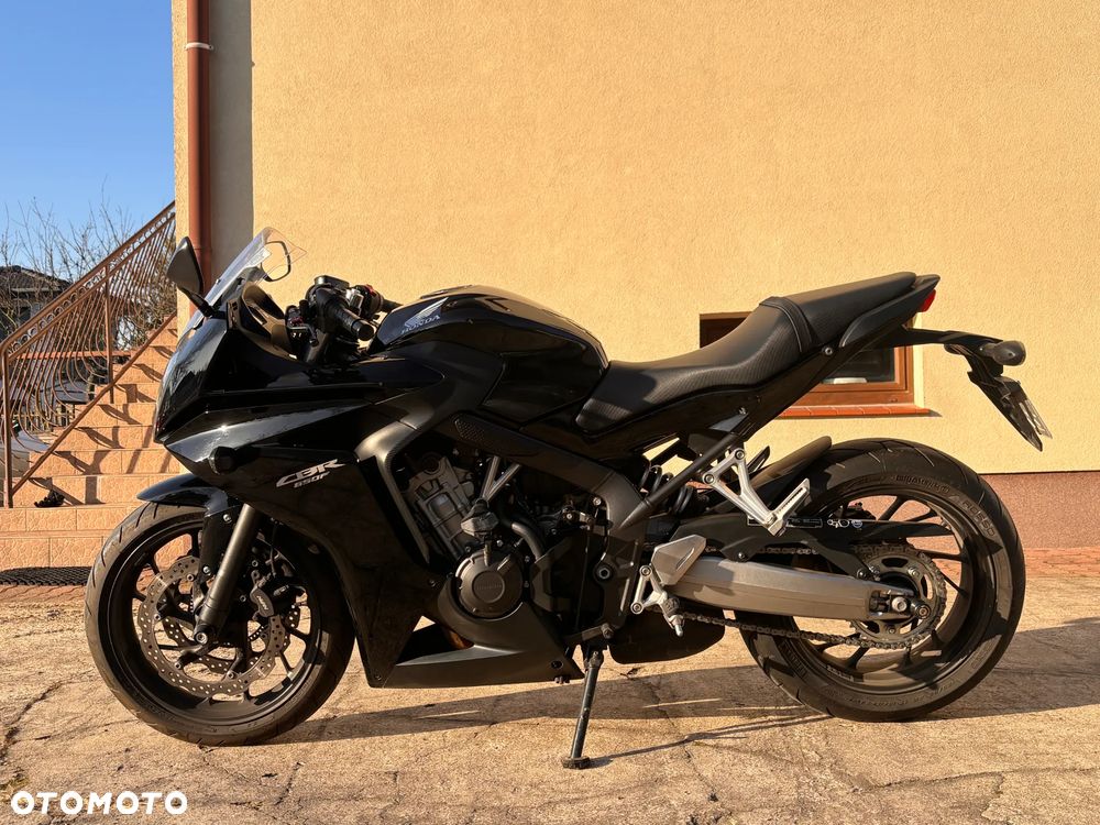 Honda CBR - 1