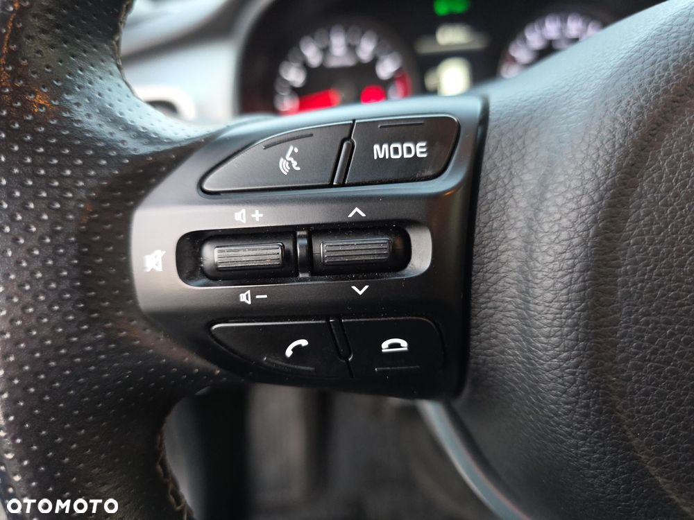 Kia Stonic 1.2 L Business Line - 21