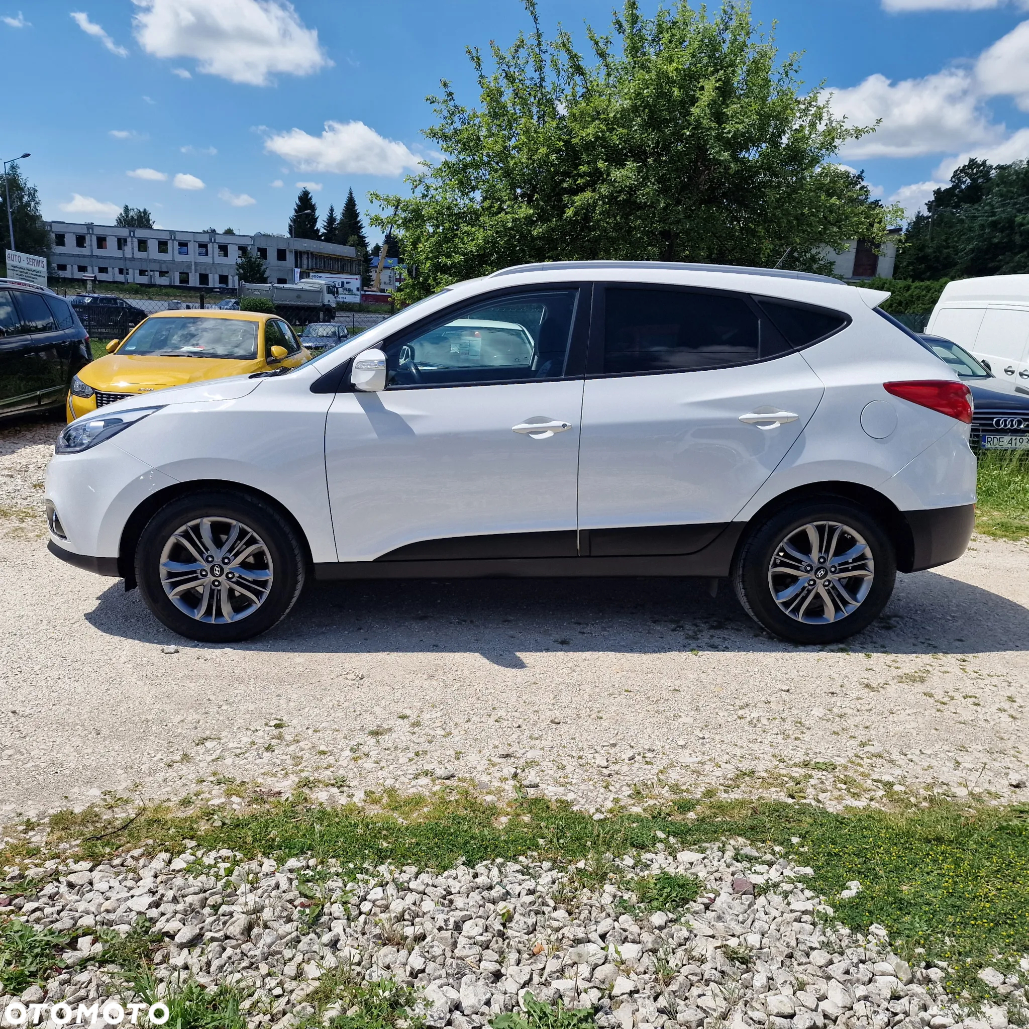Hyundai ix35 2.0 CRDi 4WD Automatik Fifa World Cup Gold Edition - 2