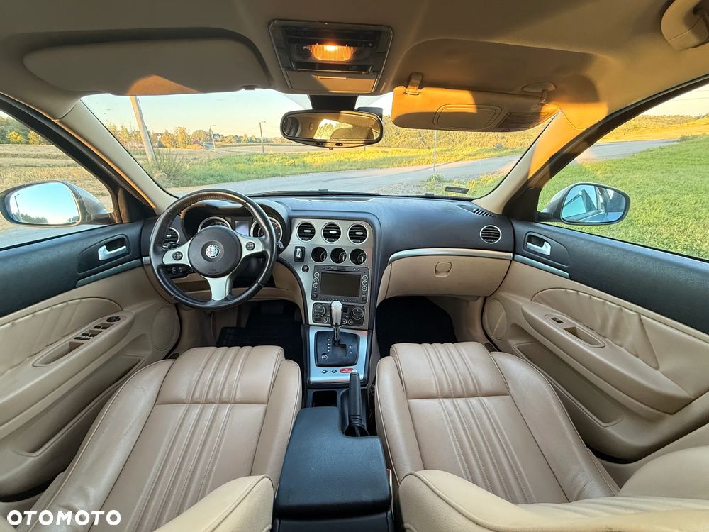 Alfa Romeo 159 2.4JTDM Q-Distinctive - 11