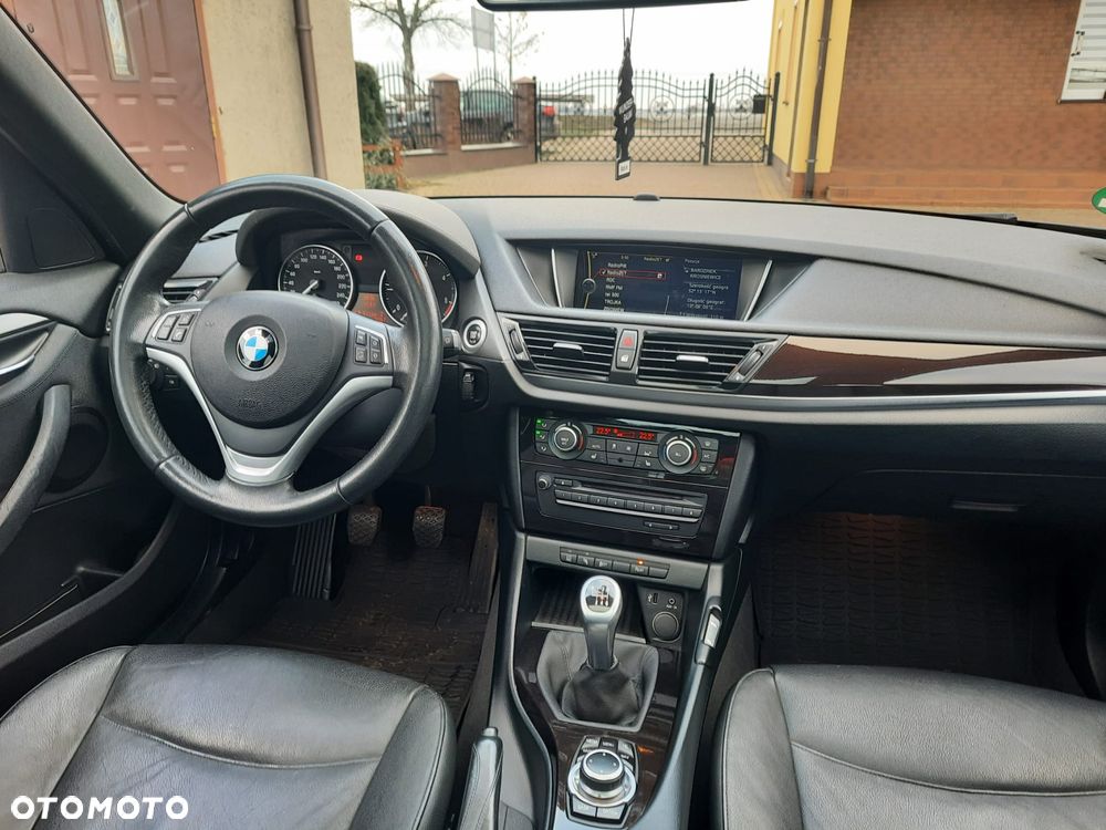 BMW X1 sDrive20d xLine - 26